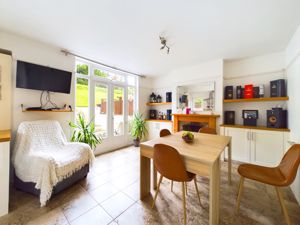 DINING ROOM- click for photo gallery